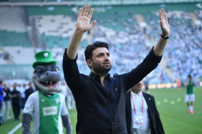 Bursaspor Başkanı Enes Çelik, “Yanındayım”