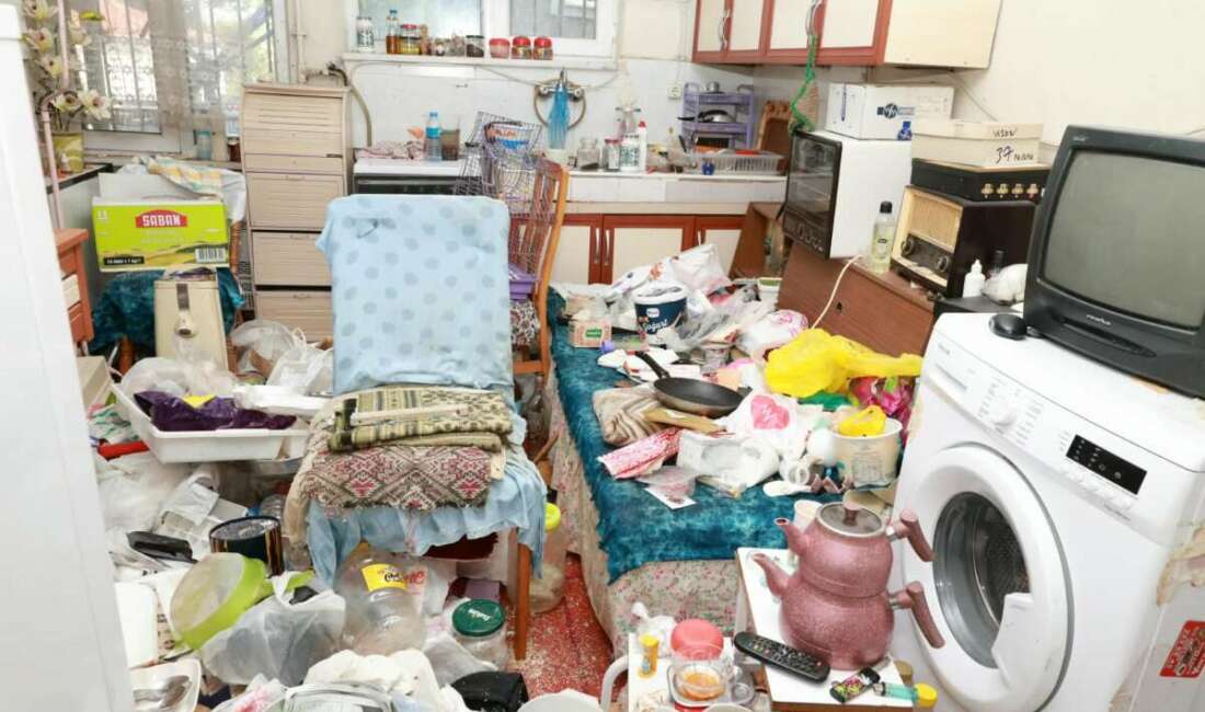 Çevre ve halk sağlığını tehdit eden Osmangazi’de bu çöp ev temizlendi Osmangazi Belediyesi, ilçe genelinde
