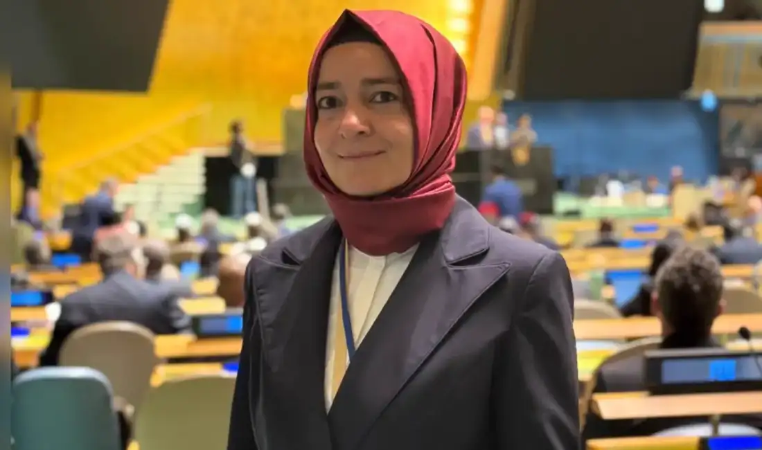 Fatma Betül Sayan Kaya tüm görevlerinden affını istedi AK Parti Genel Başkan