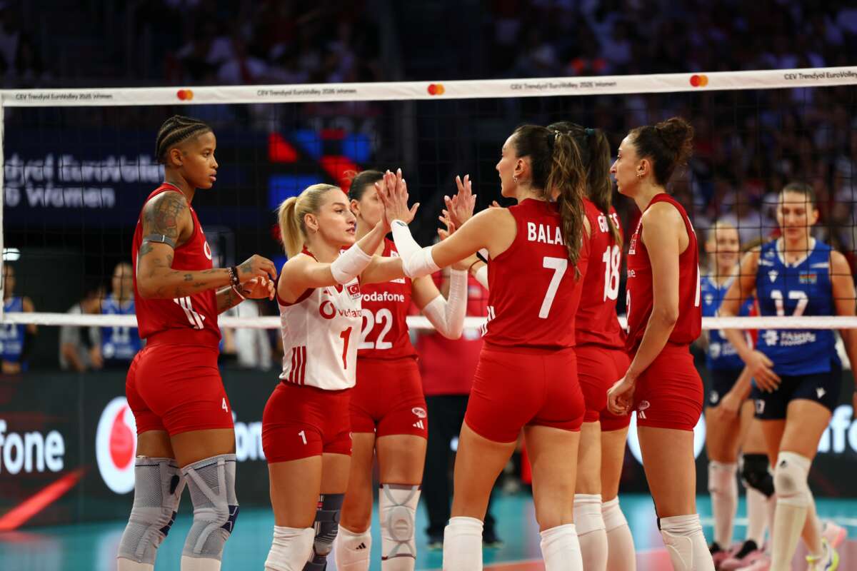 Filenin Sultanları fırtına gibi esti! Milliler çeyrek finalde