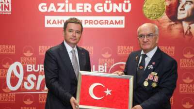 Osmangazi Belediye Başkanı Erkan Aydın,
