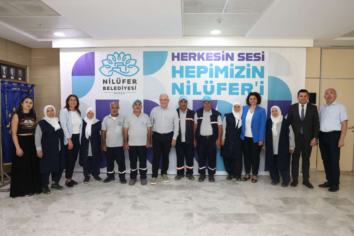 Bursa Nilüfer’de okuma yazma öğrenmenin mutluluğunu yaşadılar!