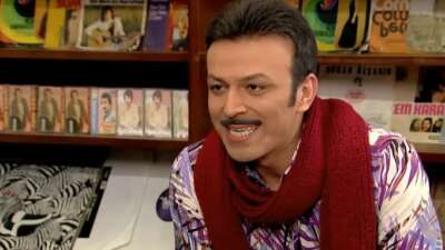 51 yaşındaki oyuncu Serhat Mustafa