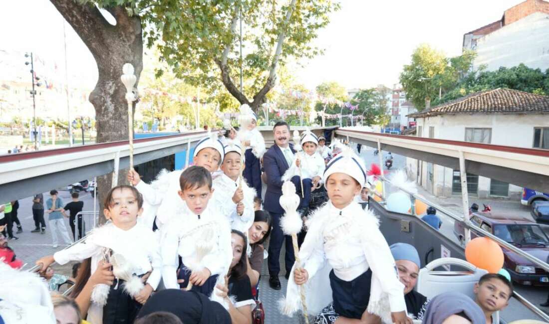 Yenişehir’de toplu sünnet şöleni coşkusu Yenişehir Belediyesi tarafından 11.