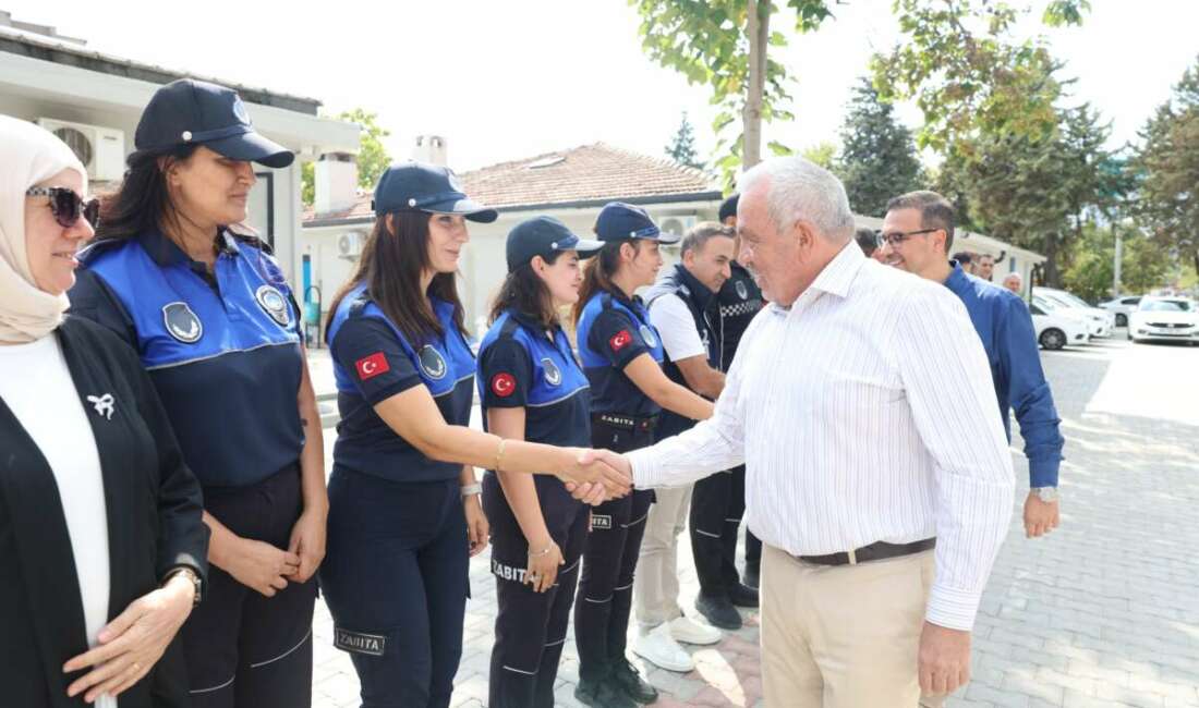 Başkan Özdemir, zabıta ekipleriyle bir araya geldi; Sizler belediyemizin yüzüsünüz Nilüfer Belediye Başkanı Şadi