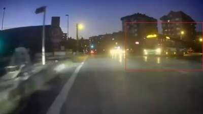 Bursa'da kırmızı ışık ihlali yaparak