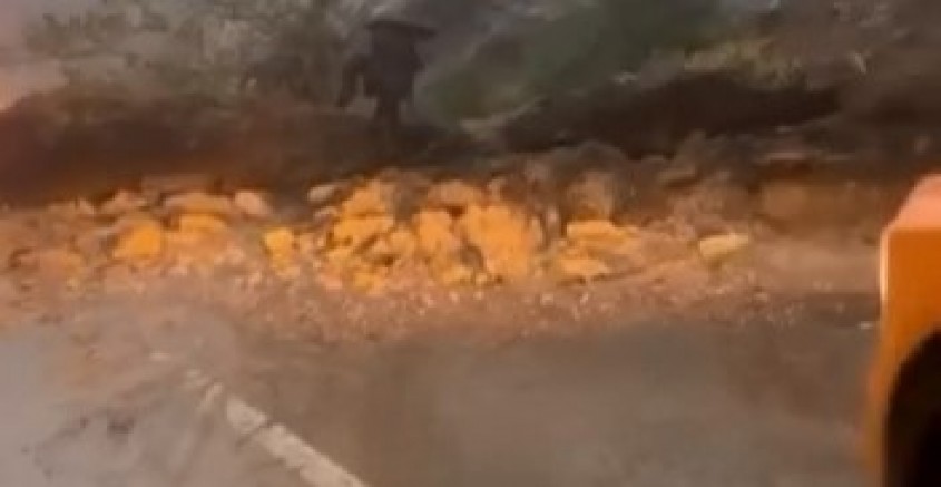 Bursa Uludağ yolunda korku dolu dakikalar! Bursa'da iki gündür etkili