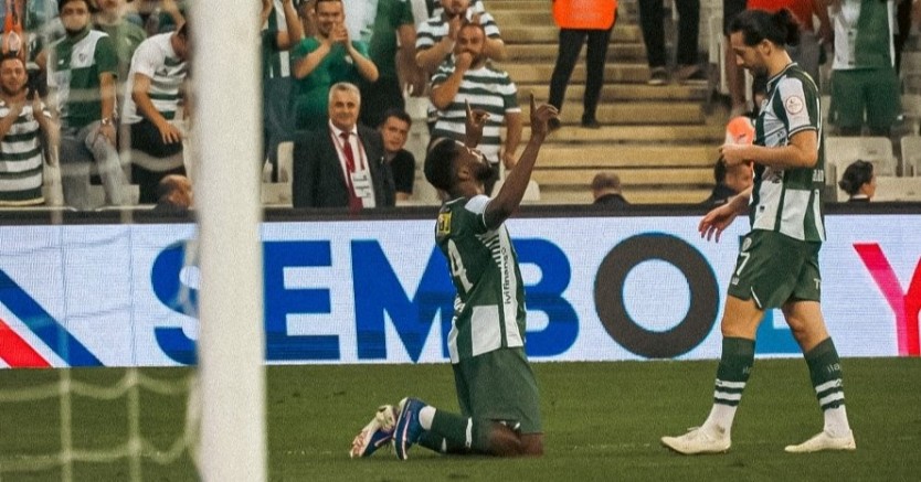 Bursaspor’un forveti kıskandırıyor; 5 maçta, 6 gol… Bursaspor’un 29 yaşındaki Nijeryalı