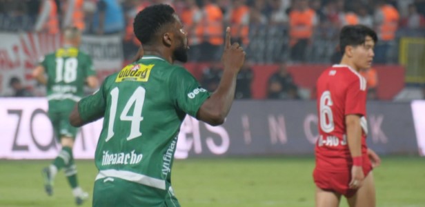 Iheanacho atıyor, Bursaspor şov sürüyor Ligde zirve hesapları yapan