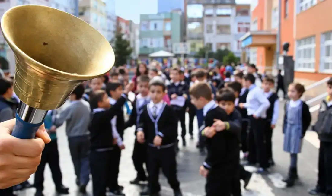 MEB 81 ile gönderdi: Okullarda ders süresi değişiyor Milli Eğitim Bakanlığı, 81