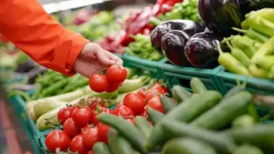 Marketlerde yeni dönem başlıyor! Meyve ve sebze rafları değişebilir Marketlerde yeni dönem başlıyor! Meyve ve sebze rafları değişebilir