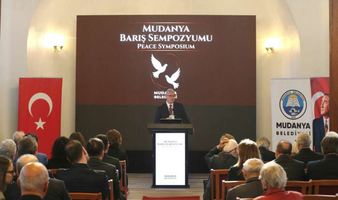 Mudanya’da tarihçi, akademisyen ve siyasetçileri bir araya getiren sempozyum! Mudanya Mütarekesi’nin 104. yıl