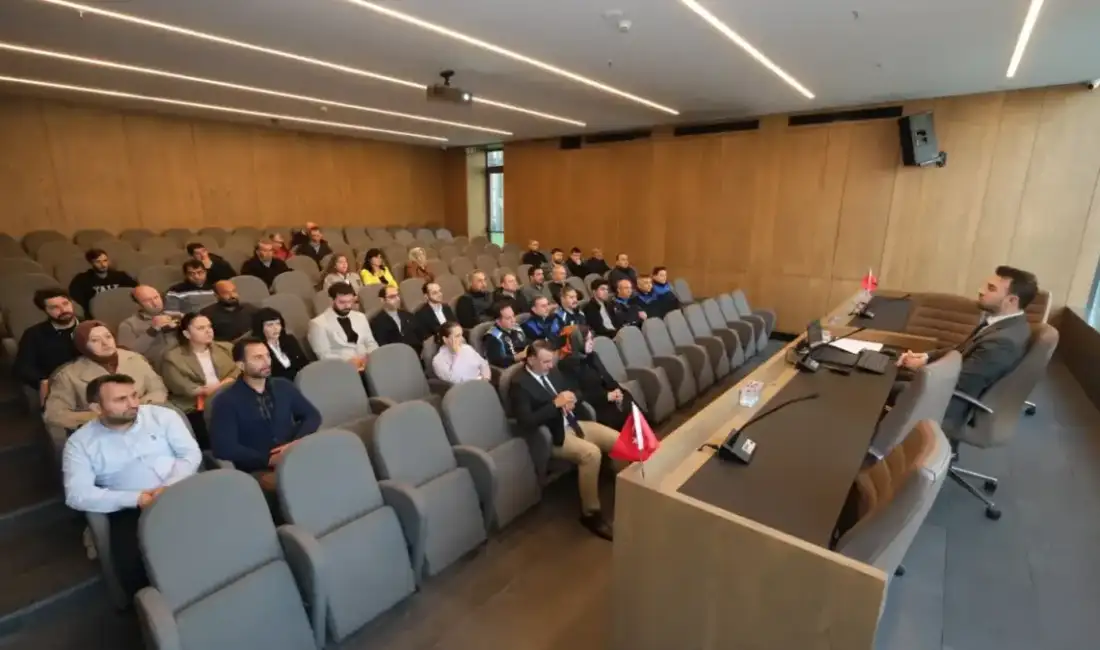 İnegöl Belediyesi’nde personele yapay zeka eğitimi! İnegöl Belediyesinde personelinin dijital