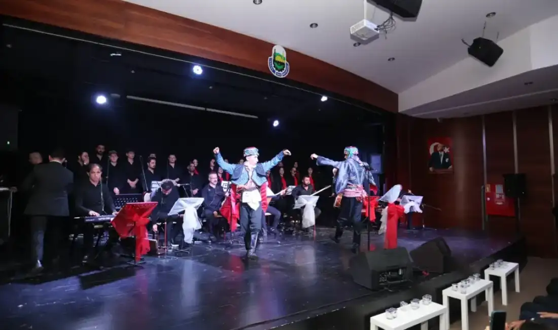 İnegöl’de unutulmaz Cumhuriyet Bayramı konseri! İnegöl’de unutulmaz Cumhuriyet Bayramı konseri!