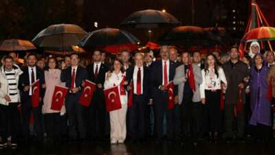 Nilüfer’de Cumhuriyet’in 103’üncü yılı, yağmura