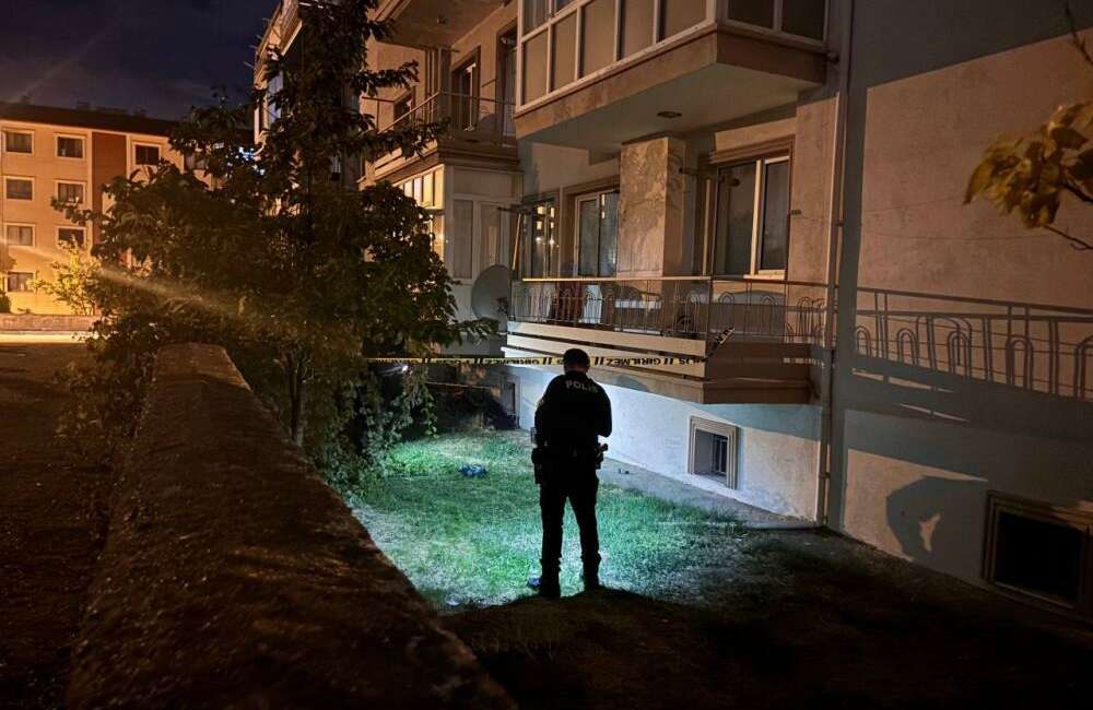 Erzincan’da apartmanın 4. katından
