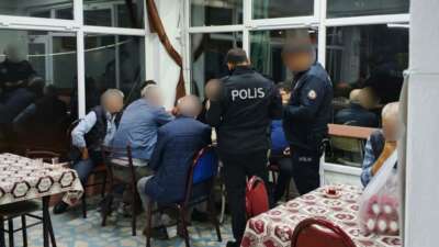 Bursa'nın Yıldırım ilçesinde polis ekiplerince