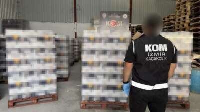 İzmir'in Buca ilçesinde polisin bir