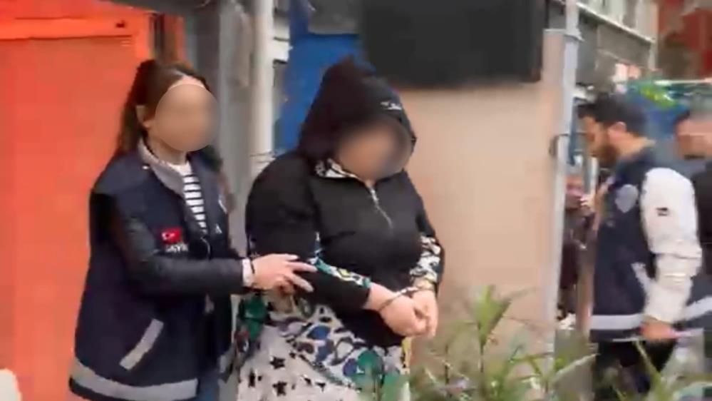 Bursa’da yüz kızartan operasyon! 21 kadın kurtarıldı Bursa'da masaj salonları üzerinden