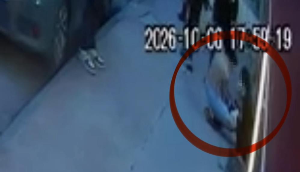 Kıskançlık sebebiyle karısını bıçakladı Samsun’un İlkadım ilçesinde kıskançlık