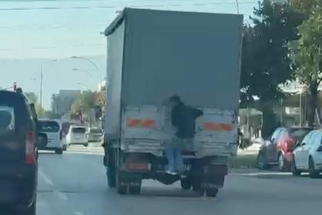 Bursa'nın Özlüce Mahallesi'nde bir