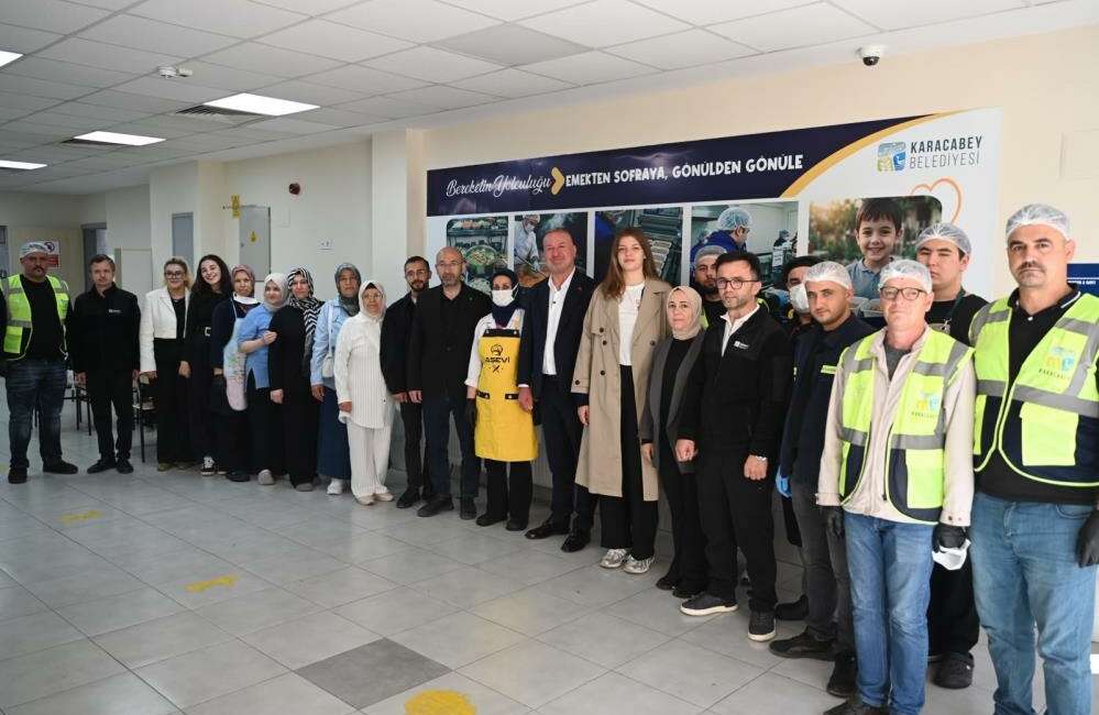 Karacabey Belediyesi’nden 13 farklı başlıkta destek Karacabey Belediyesi, ihtiyaçlı vatandaşlara