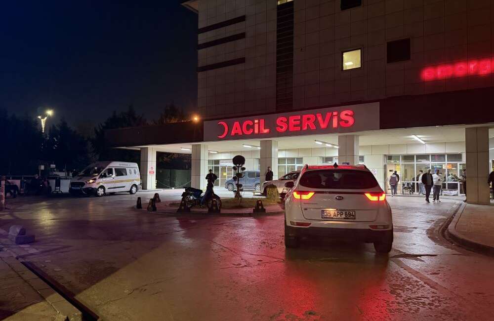Sokakta fenalaşan kanser hastası hayatını kaybetti Kocaeli'nin İzmit ilçesinde sokakta