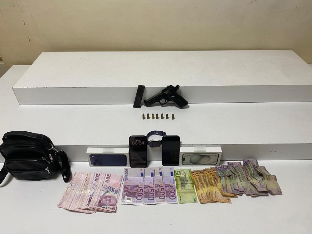 Camide para dolu çantayı çalan şüpheli tutuklandı