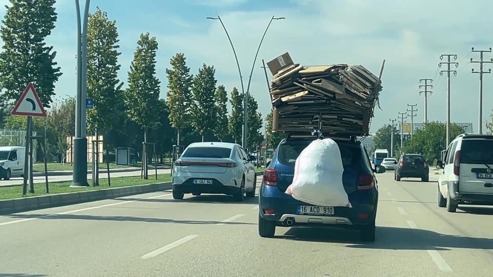 Bursa’da trafikte bu şekilde ilerledi! Bursa’nın Nilüfer ilçesinde bir