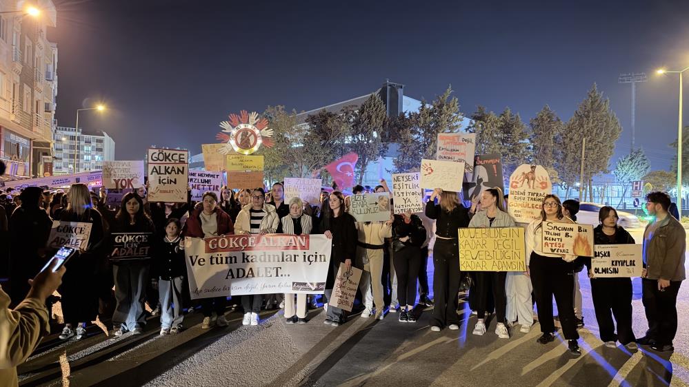 Bursa’da sevgilisi tarafından öldürülen Gökçe Alkan için adalet çağrısı! Bursa'nın Karacabey ilçesinde 3