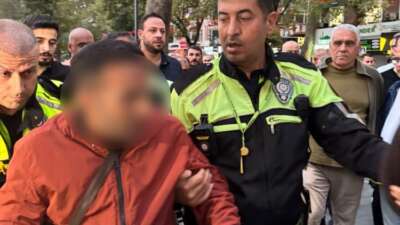 Kocaeli'nin İzmit ilçesinde eski eşini