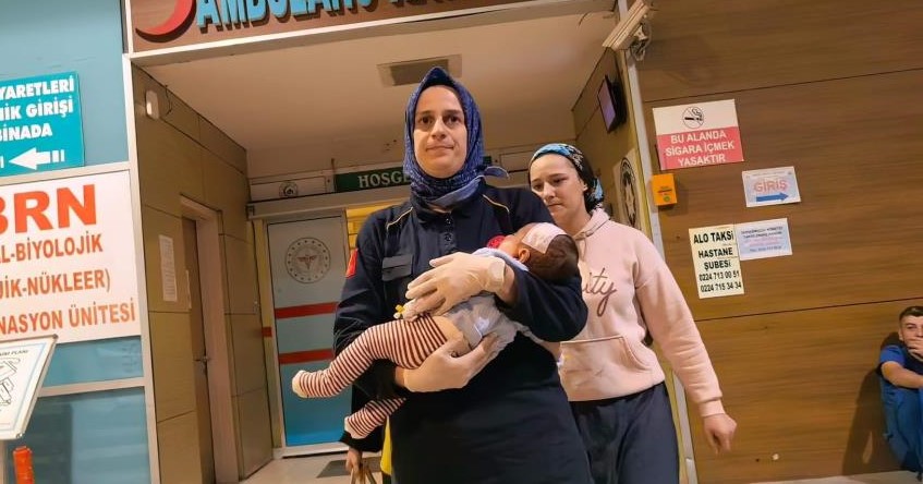 Bursa'nın İnegöl ilçesinde kanepeden