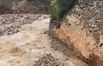 Bursa'da sağanak yağış sonrası Cumalıkızık'ta