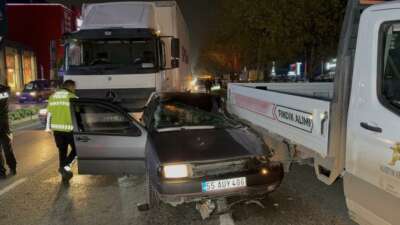 Samsun'un Tekkeköy ilçesinde 4 aracın