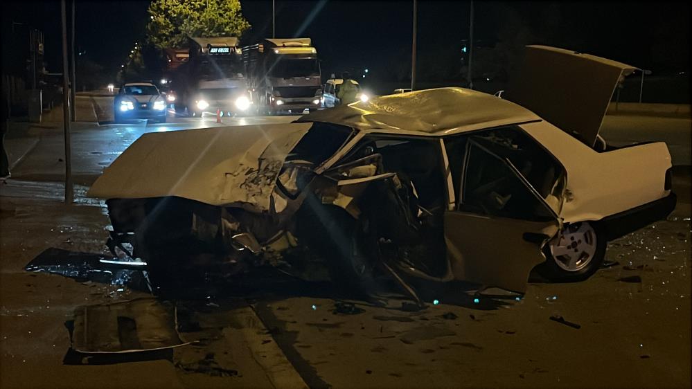 Konya’da 2 otomobilin çarpışması