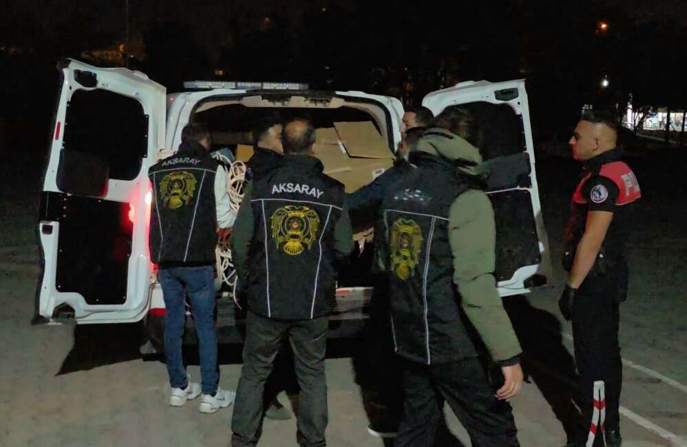 İnşaat ve tır hırsızı operasyonla yakalandı Aksaray’da tır ve inşaatlardan