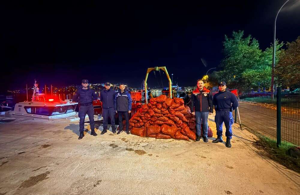Bursa’da yasa dışı midye avcılığına geçit yok! Kumsaz’da düzenlenen denetimde yasa