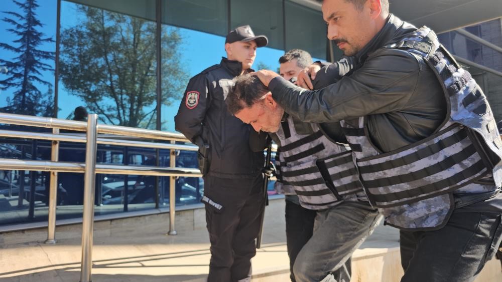 Eşini ve ona yardım etmek isteyen genci vuran şüpheli tutuklandı Zonguldak'ın Kilimli ilçesinde