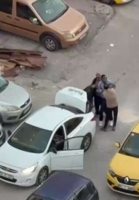 Film gibi adam kaçırma olayı: Otomobilin bagajına zorla bindirdiler Adana’da bir grup şahıs,