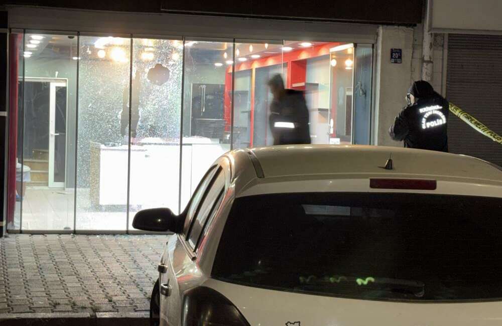 Çiçekçi dükkanını kurşunladılar! Kayseri’nin Kocasinan ilçesinde dün