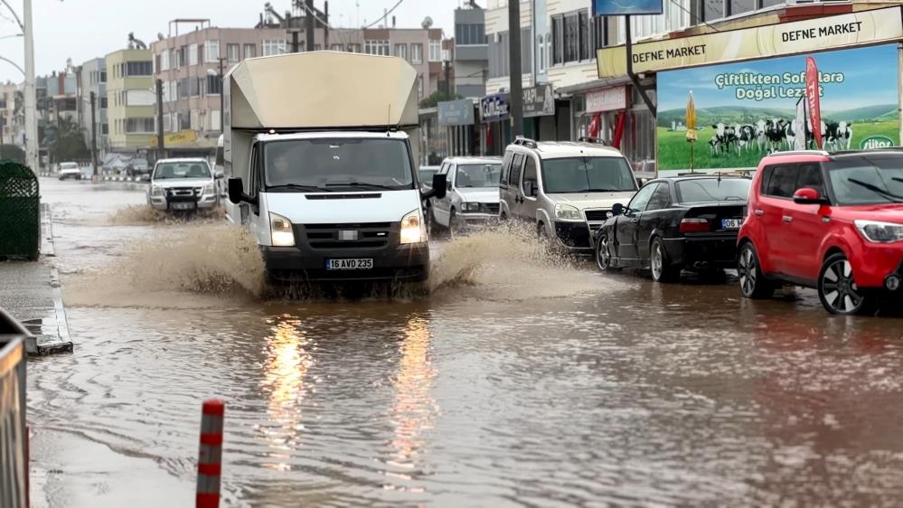 İşte Bursa Karacabey’deki son durum Bursa'nın Karacabey ilçesinde etkili