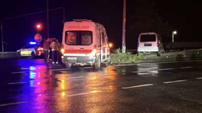 Rize'nin Pazar ilçesinde ambulans ile