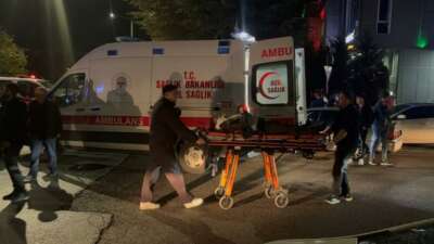 Erzincan'da motosiklet ile otomobilin çarpışması