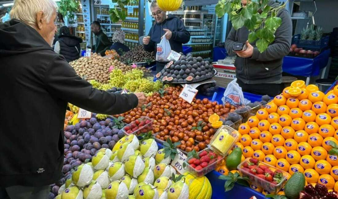 Bursa Tuz Pazarı’nda sebze