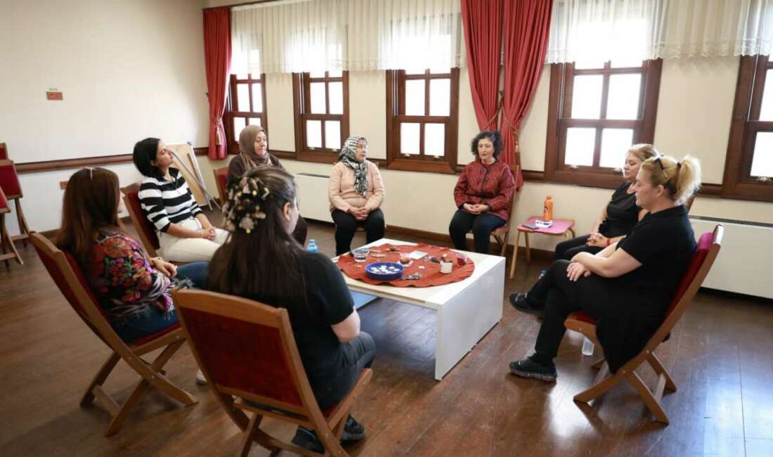 Meme kanserinin görünmeyen yüzü Bursa’da konuşuldu! Osmangazi Kent Konseyi Kadın