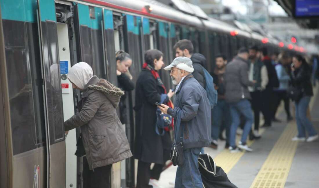Raylı sistemlerde dev rakam: 3,25 milyar yolcu taşındı! Ulaştırma ve Altyapı Bakanı