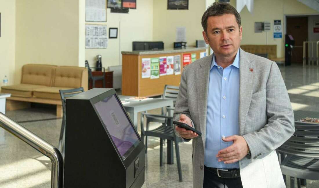 Osmangazi’de spor hizmetlerine dijital kolaylık; Başkan Aydın test etti Osmangazi Belediyesi, “Sporun Kalbi
