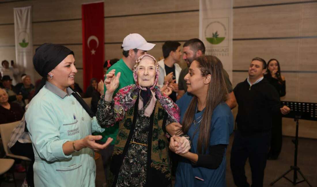 Osmangazi’de Dünya Yaşlılar Günü’ne Özel Konser Osmangazi’de Dünya Yaşlılar Günü’ne Özel Konser