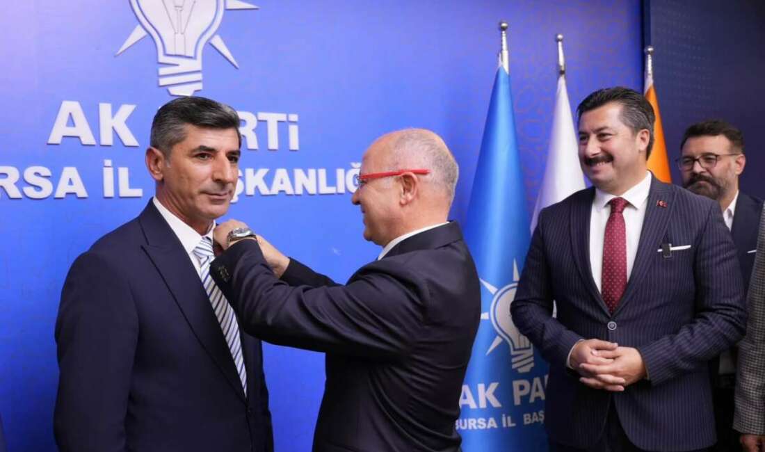 Yenişehir’de iki meclis üyesi daha Ak Parti saflarına katıldı Yenişehir Belediyes Meclisi'nde bağımsız