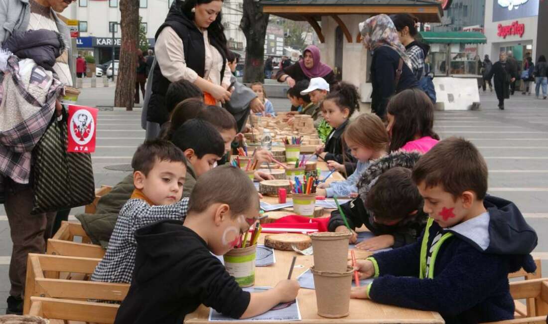 Yeşil Vatan Tırı Bursa’da çocuklarla buluştu Yeşil Vatan Tanıtım Tırı,